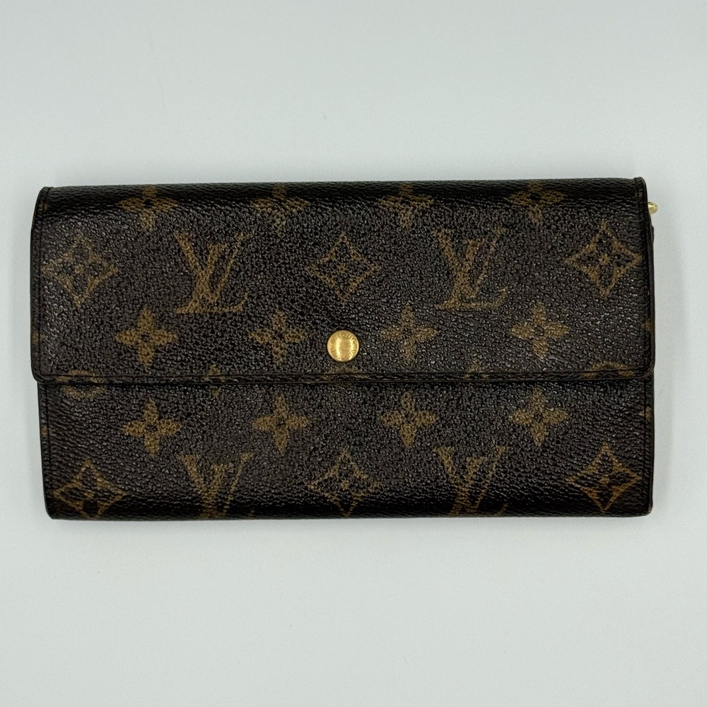 Louis Vuitton Monogram Sarah Wallet